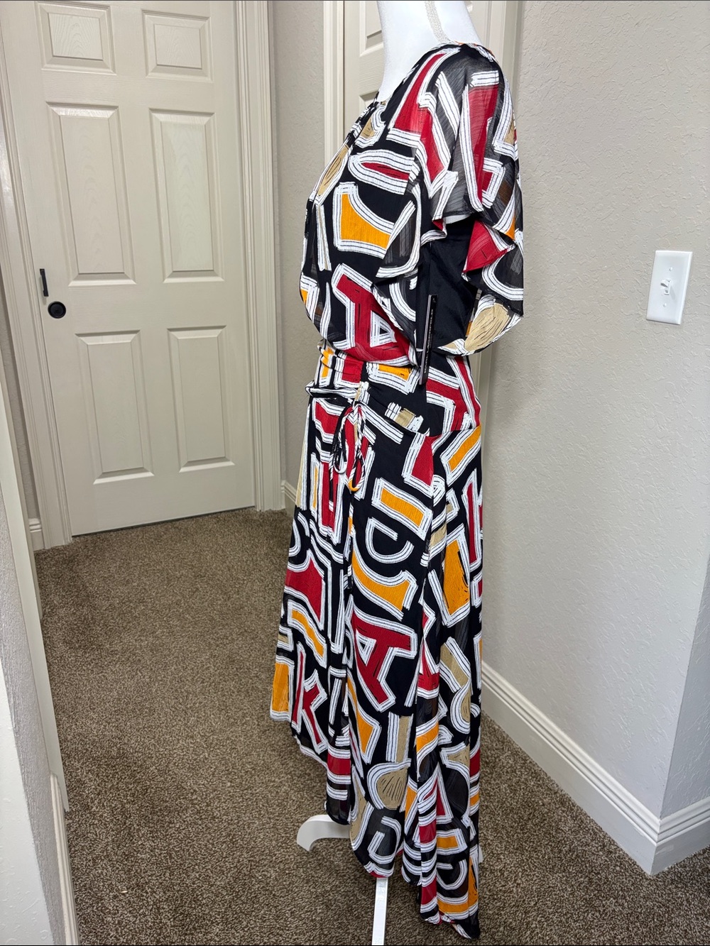 Karl Lagerfeld Paris Abstract Print High Low Midi Dress NWT Size 2 - Picture 6 of 12